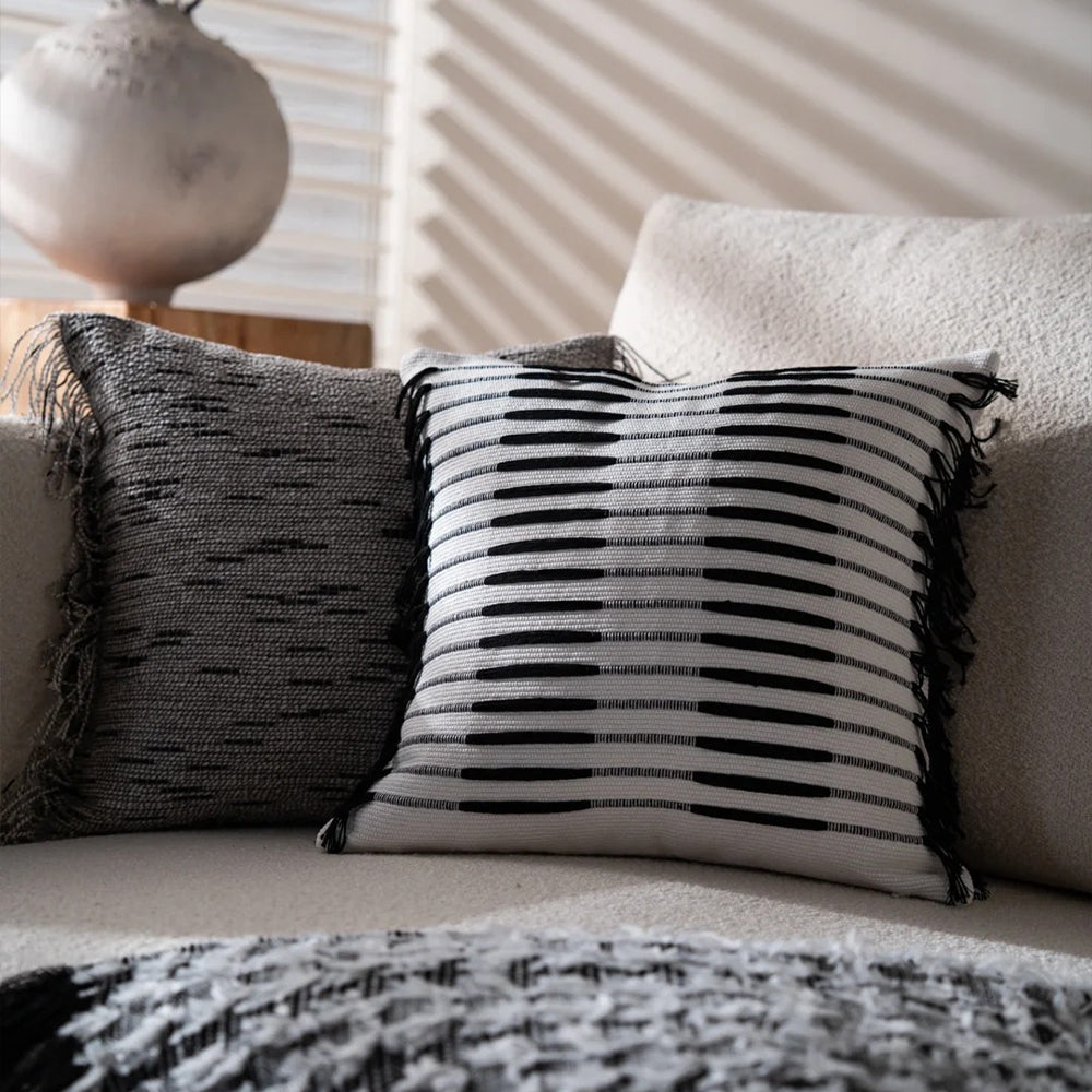 Tassel Elegance Cotton&Linen Pillow